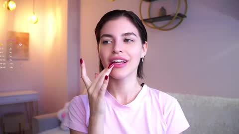 Snapshot of shelleyharn chatting on September 28, 1:34 am Alex online show from September 28, 1:34 am