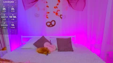 Snapshot of sherry_sandra chatting on September 18, 3:49 am Sherry online show from September 18, 3:49 am