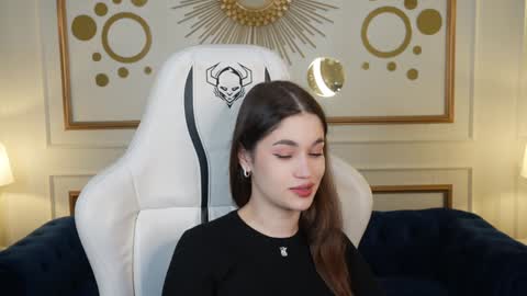 Snapshot of sheryl_elegance chatting on December 4, 12:58 pm Sheryl online show from December 4, 12:58 pm