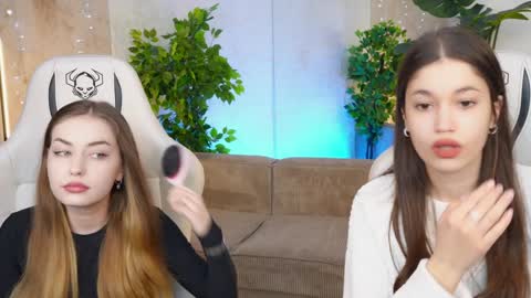 Snapshot of sheryl_elegance chatting on December 16, 12:06 pm Sheryl online show from December 16, 12:06 pm