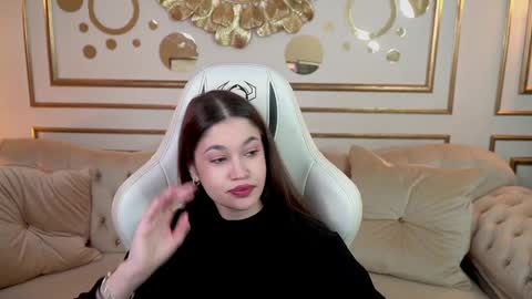Snapshot of sheryl_elegance chatting on January 6, 12:13 pm Sheryl online show from January 6, 12:13 pm
