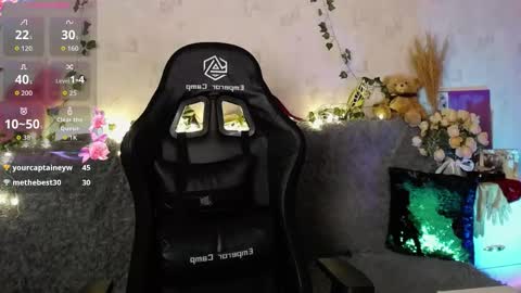 Vanessa online show from December 3, 4:42 pm