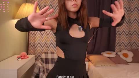 Iris online show from October 19, 11:23 am