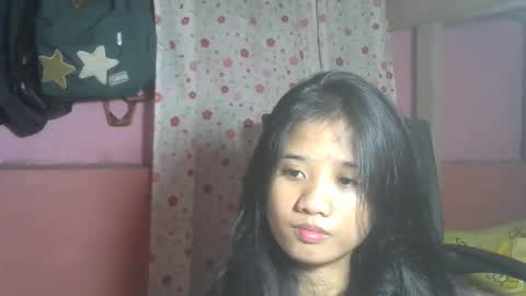 shimmering_kate online show from December 14, 12:55 am