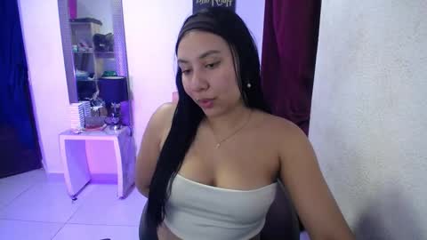 Snapshot of shining_star69 chatting on October 18, 5:32 am shining_star69 online show from October 18, 5:32 am