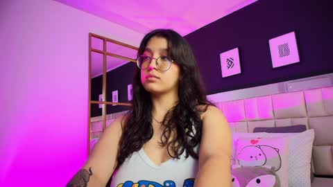 shiwycute online show from January 19, 2:57 am