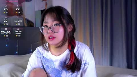 Naomi online show from April 16, 11:10 am
