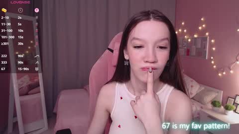 Neila online show from November 11, 2:14 pm