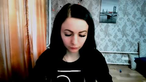 shy_cat_candy online show from April 6, 12:28 pm