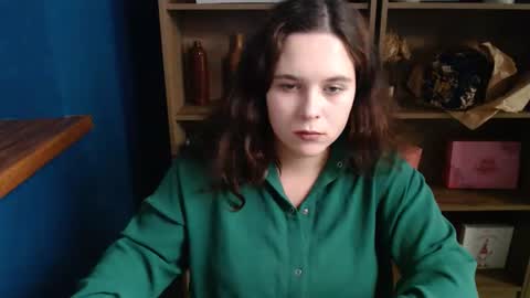 Snapshot of shy_lil chatting on October 14, 1:14 pm shy_lil online show from October 14, 1:14 pm