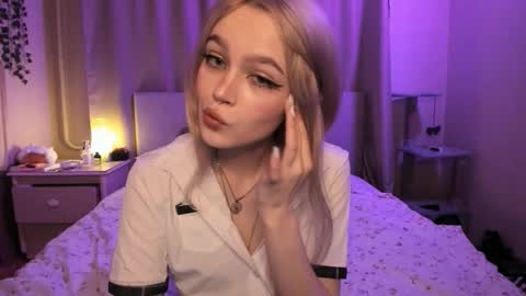 Megan 3 online show from September 21, 9:35 pm