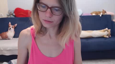 Snapshot of shy_moony chatting on September 15, 3:42 pm just Alex online show from September 15, 3:42 pm