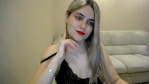 shy_sabrina_ online show from April 20, 9:51 pm