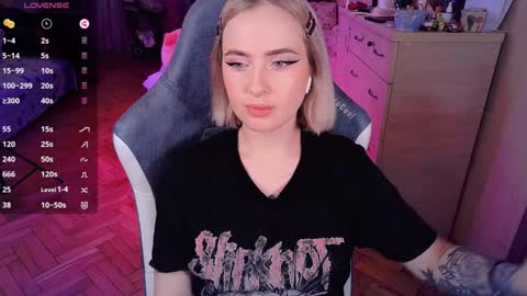 Effie online show from January 23, 3:32 pm