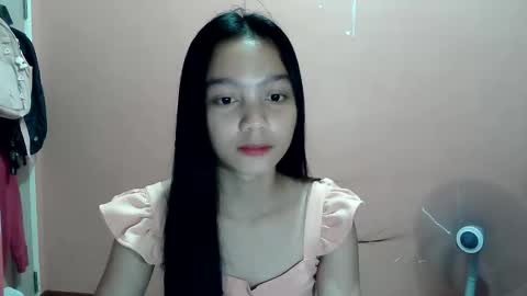 Snapshot of shypinay_kaira chatting on October 20, 2:47 am kaira online show from October 20, 2:47 am