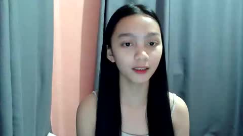 Snapshot of shypinay_kaira chatting on September 19, 5:39 am kaira online show from September 19, 5:39 am