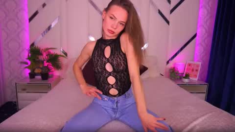 shyysiren online show from November 6, 3:07 pm