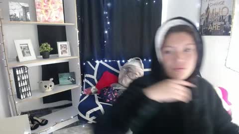 sian online show from January 23, 12:19 pm