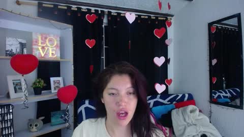 sian online show from February 17, 7:01 pm