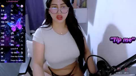 Snapshot of siddhy592 chatting on September 29, 12:05 am sidhy online show from September 29, 12:05 am
