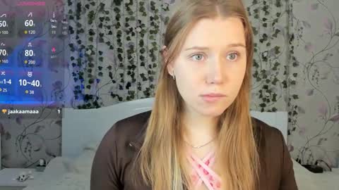 Chloe online show from November 11, 5:14 am