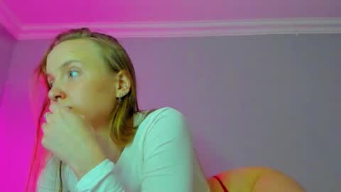 Mila online show from October 26, 7:09 pm