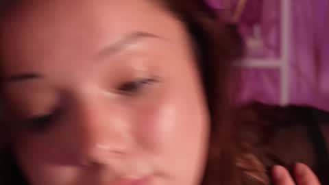 silkylumi online show from November 30, 7:40 pm