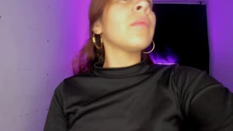 silvia online show from December 22, 9:01 am