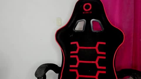 silvia online show from December 13, 1:04 am