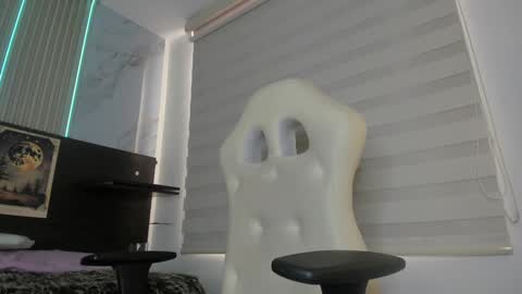 silvia online show from January 25, 3:47 pm