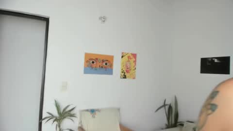 Sim. online show from January 8, 4:33 pm