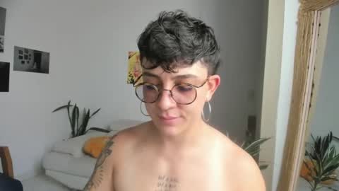 Sim. online show from December 2, 5:57 pm