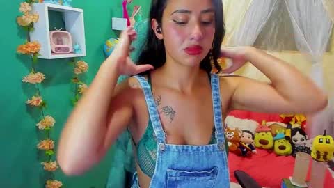 Simon Simpson          Modelo Independiente online show from February 13, 2:46 am