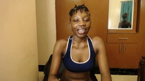 Elsy online show from May 1, 9:07 pm