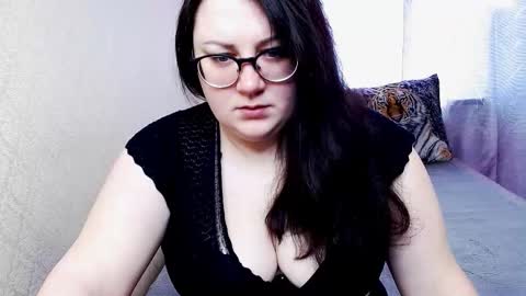 Angela online show from February 20, 8:27 am