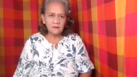 Snapshot of single_momma68 chatting on January 6, 1:19 pm Single momma68 online show from January 6, 1:19 pm