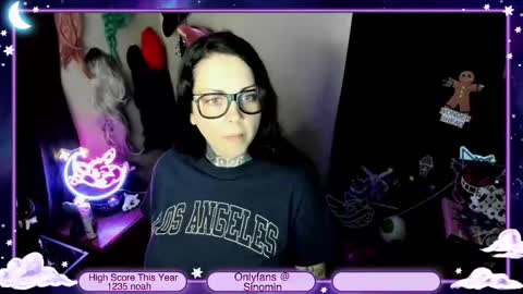 Snapshot of sinominx chatting on January 7, 4:29 am Sinomin online show from January 7, 4:29 am