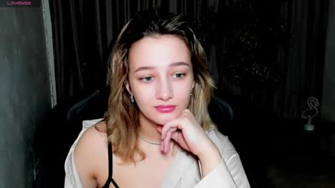 Snapshot of sinty_noria chatting on March 6, 3:35 am Sinty Noria online show from March 6, 3:35 am