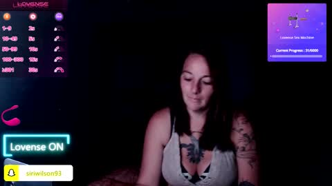 Snapshot of siri30xtasty chatting on October 4, 1:55 am siri30xtasty online show from October 4, 1:55 am