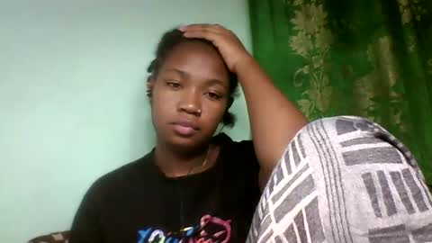 Snapshot of sisih567089 chatting on September 16, 8:39 pm sisih567089 online show from September 16, 8:39 pm