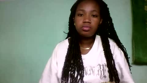 Snapshot of sisih567089 chatting on September 8, 4:17 pm sisih567089 online show from September 8, 4:17 pm