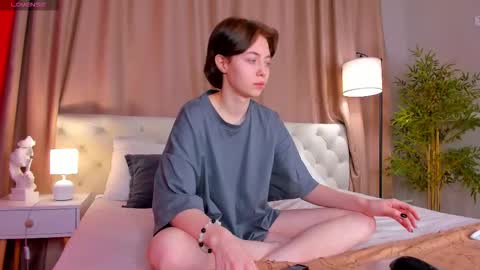 Emily online show from October 24, 1:45 am