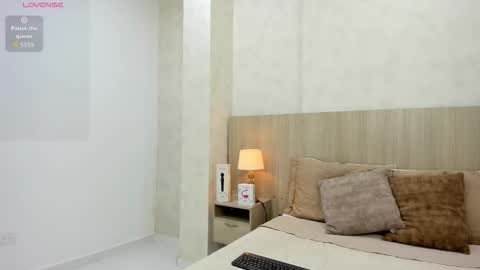 lilly online show from November 29, 7:29 pm