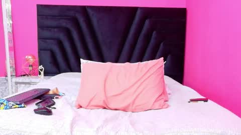 Mariah Black  online show from January 10, 9:08 pm