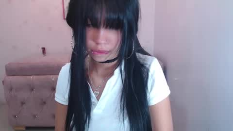 sky_sweet_a online show from January 10, 6:12 pm