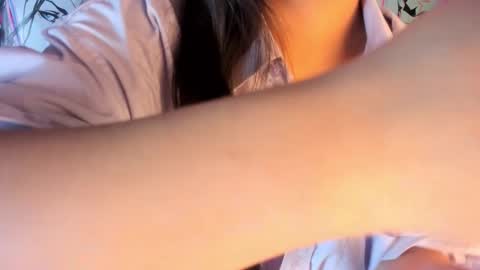 skye_bluee_ online show from October 9, 3:43 am