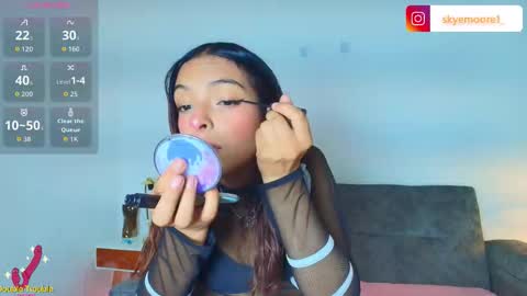 skye moore online show from September 19, 12:48 pm