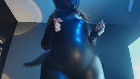 Snapshot of skylar__desire chatting on October 16, 4:31 pm skylar__desire online show from October 16, 4:31 pm