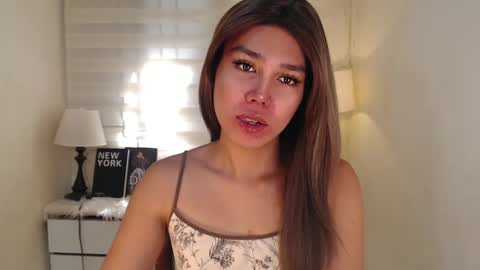 Snapshot of skyllerkent chatting on February 26, 1:57 am Sky online show from February 26, 1:57 am