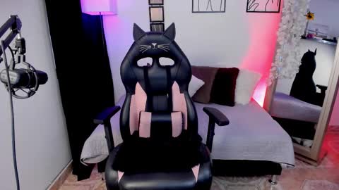 cielo     online show from December 1, 10:23 pm